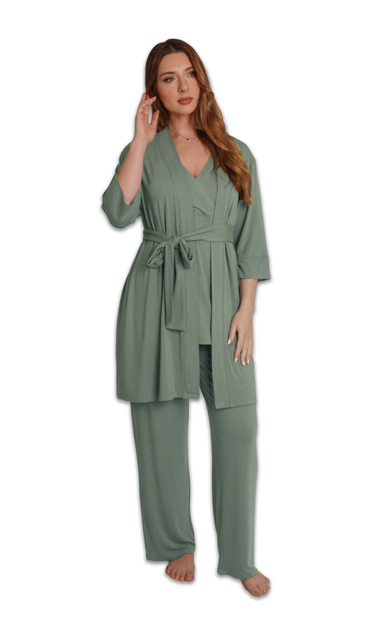 Basil Analise 3-Piece Set. Woman wearing 3/4 sleeve robe, tank top and pant with one hand touching hair.