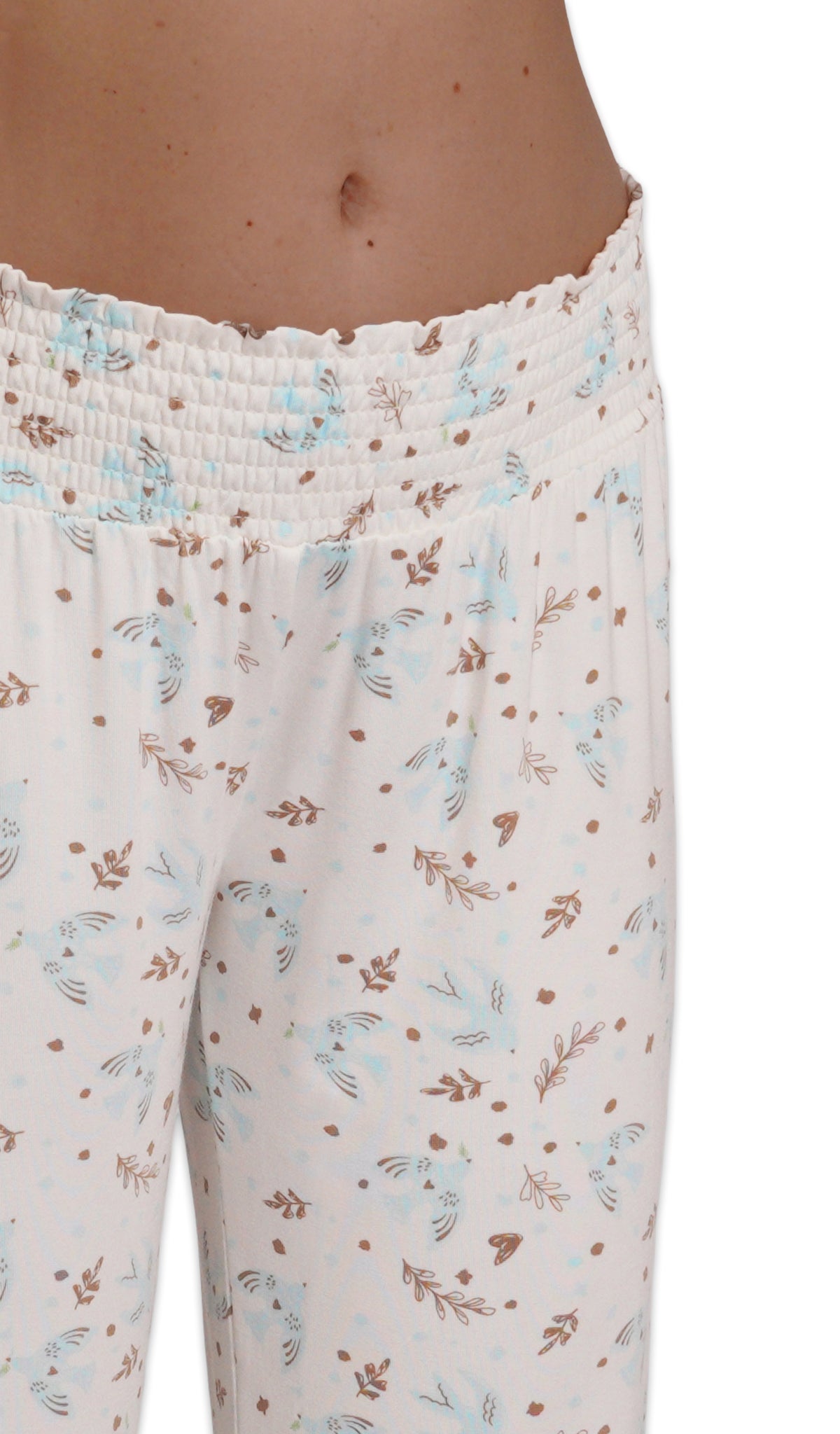 Nest Analise 5-Piece Set, detailed shot of smocked elastic waistband.