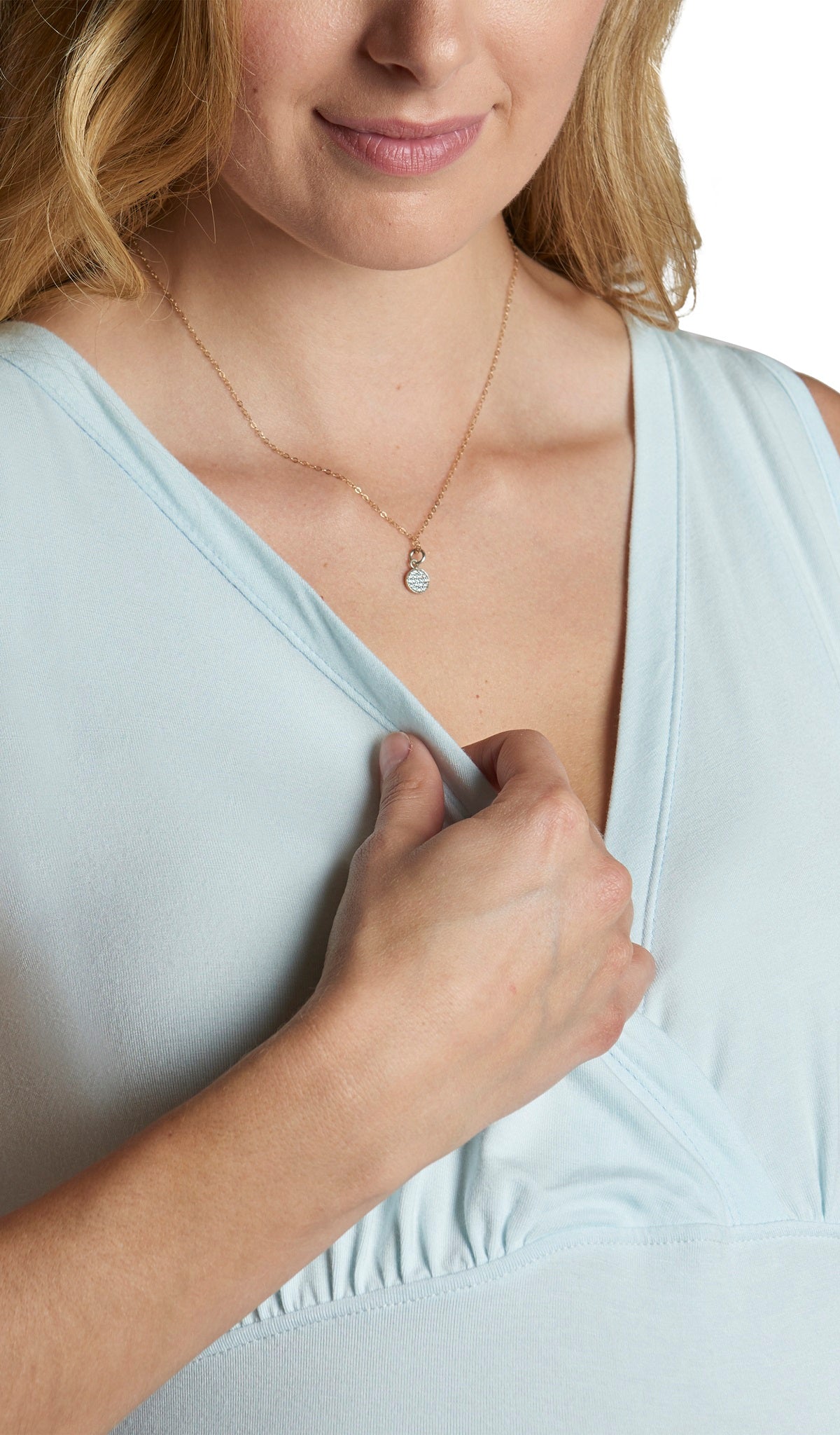 Periwinkle Analise 5-Piece Set, detailed shot of nursing access for tank top.