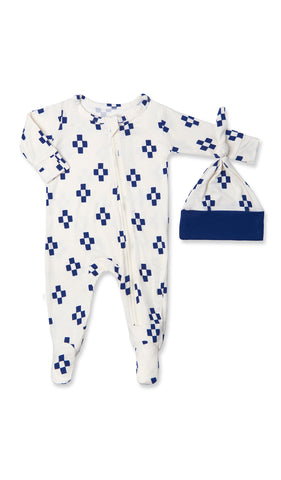 Geo Footie 2-Piece with long sleeves, zip front and matching knotted baby hat.
