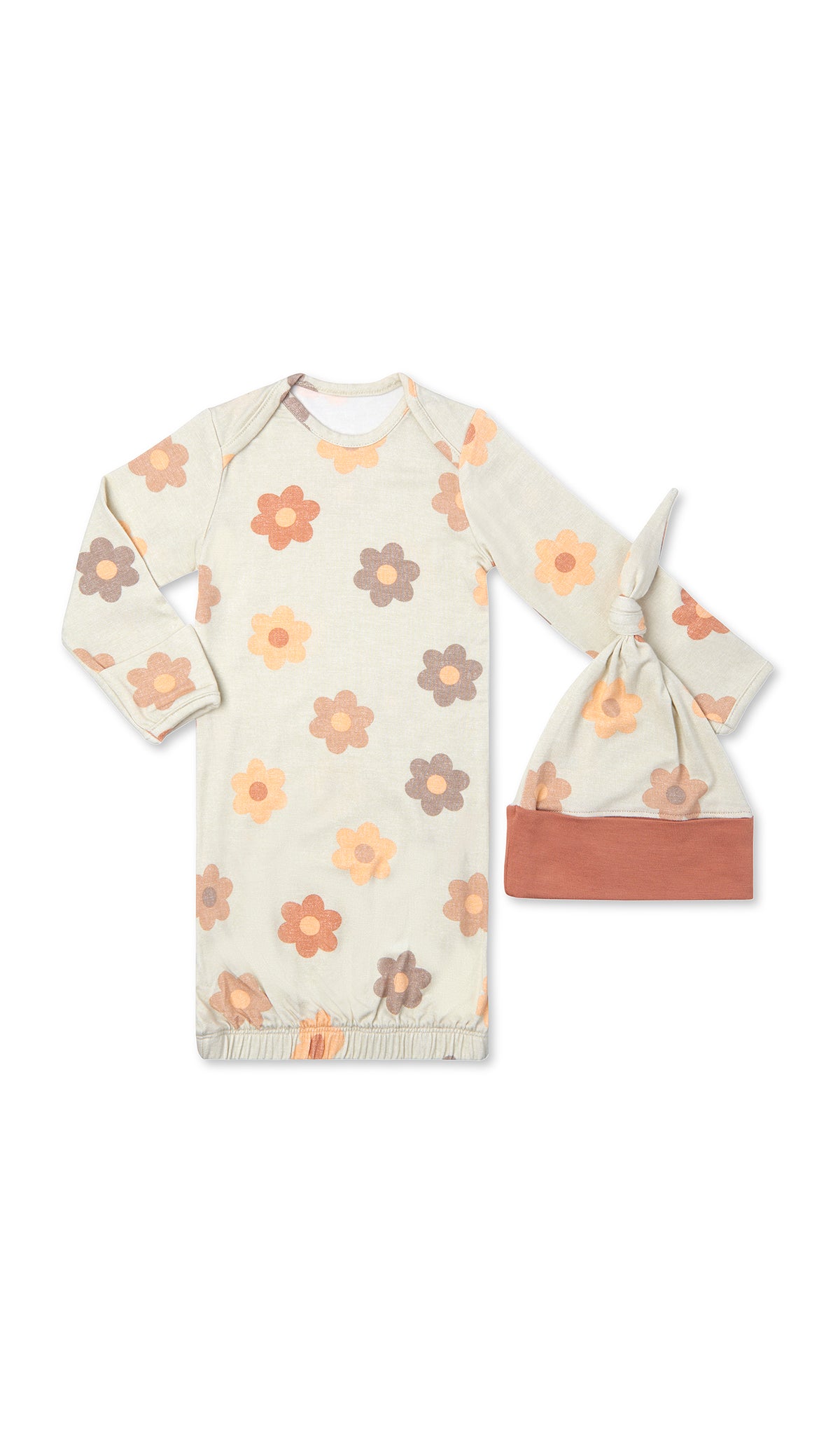 Daisies Analise 5-Piece Set, gown and knotted hat for baby.