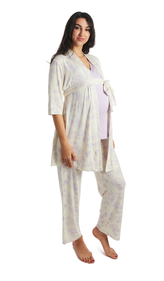 Bali Analise 3-Piece Set. Pregnant woman wearing 3/4 sleeve robe, tank top and pant.