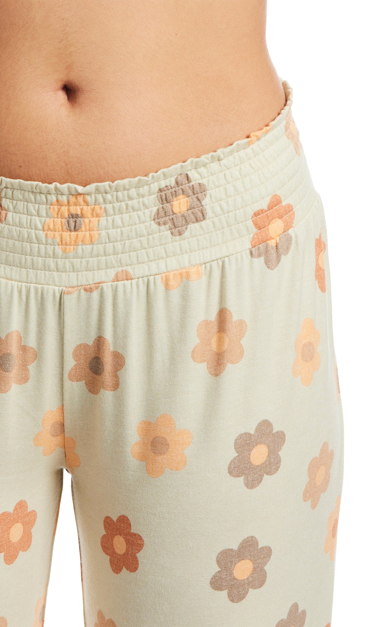 Daisies Joy 2-Piece Set, detailed shot of smocked elastic waistband.