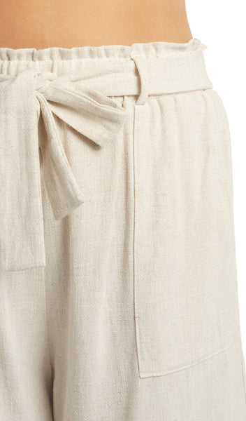 Oatmeal Shelly Short front pocket detail.