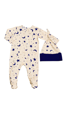 Twinkle Footie 2-Piece with long sleeves, zip front and matching knotted baby hat.
