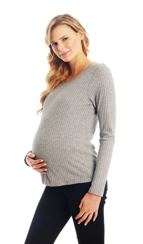 Grey Cristiano top worn by pregnant woman with one hand on her belly.